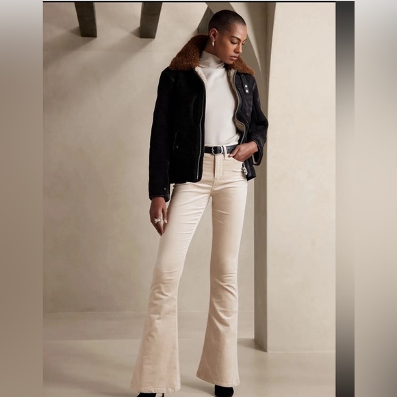 BANANA REPUBLIC The Flare Velvet Premium Jean size 24 - Picture 2 of 12